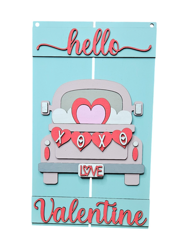 Valentine Craft Party - Hello Valentine Pallet Doorhanger